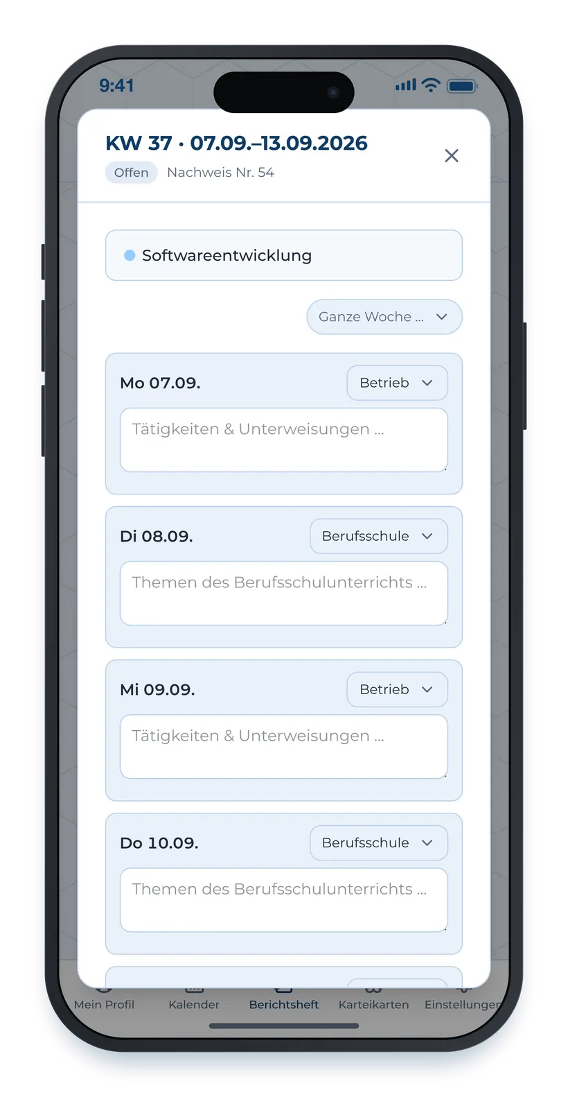 Ein Wochenblatt im Berichtsheft: je Werktag ein Feld, Berufsschul- und Betriebstage sind schon eingetragen.